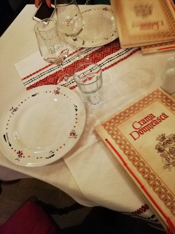 Printre evenimente, campanii, spectacol și degustări