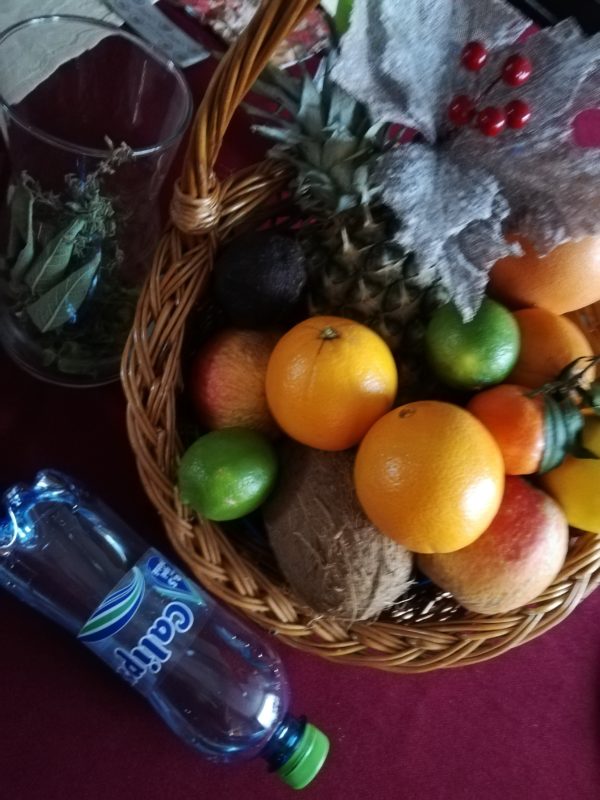 Știi cum ții gripa și virozele departe? Cu băuturi delicioase și apă Calipso.jpg Sursa: arhiva personală Știi cum ții gripa și virozele departe? Cu băuturi delicioase și apă Calipso