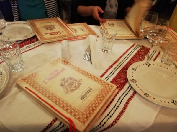 Oameni în compania cărora te simți minunat.jpg Sursa:arhiva personală Oameni în compania cărora te simți minunat