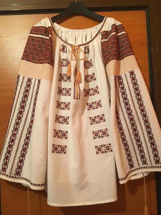 Ia românească & gânduri de vară Sursa: Pinterest ia