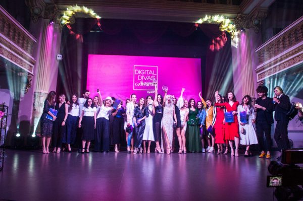 Digital Divas by Avon, eveniment la palat Digital Divas by Avon, eveniment la palat