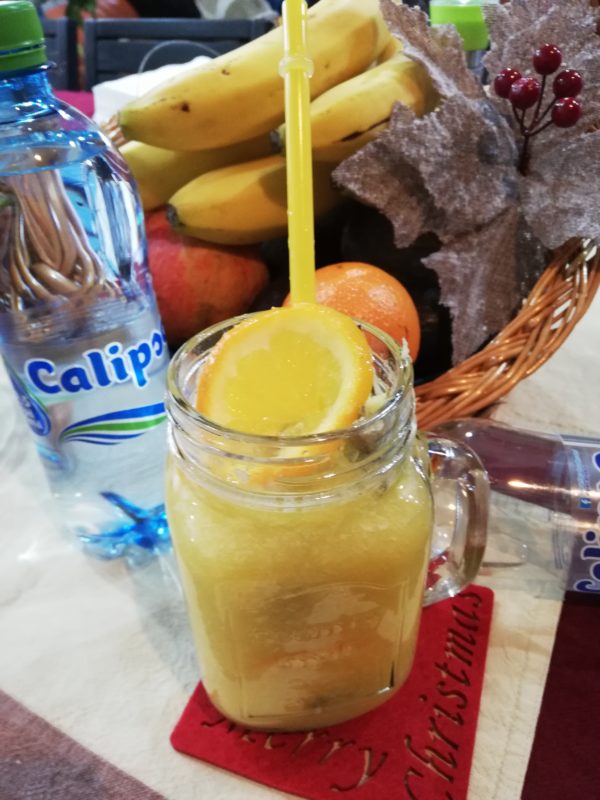 Știi cum ții gripa și virozele departe? Sursa: arhiva personală IMG 20181213 095906 Știi cum ții gripa și virozele departe? Cu băuturi delicioase și apă Calipso