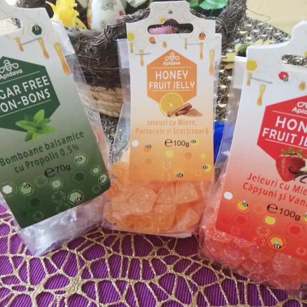 Sugestie pentru cadouri dulci: jeleuri fructate .jpg Sursa:arhiva personală Sugestie pentru cadouri dulci: jeleuri fructate