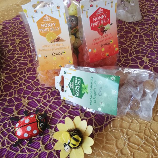 Sugestie pentru cadouri dulci: jeleuri fructate .jpg Sursa:arhiva personală Sugestie pentru cadouri dulci: jeleuri fructate