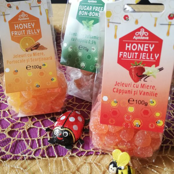 Sugestie pentru cadouri dulci: jeleuri fructate .jpg Sursa:arhiva personală Sugestie pentru cadouri dulci: jeleuri fructate