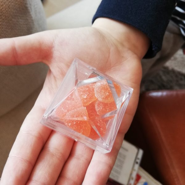 Sugestie pentru cadouri dulci: jeleuri fructate .jpg Sursa:arhiva personală Sugestie pentru cadouri dulci: jeleuri fructate