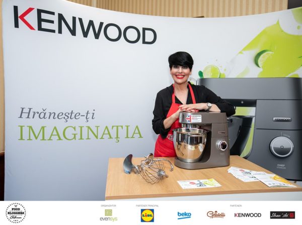 62443221 2383962508309474 6499415945650372608 n Parfum de tei și Food BloggersConference