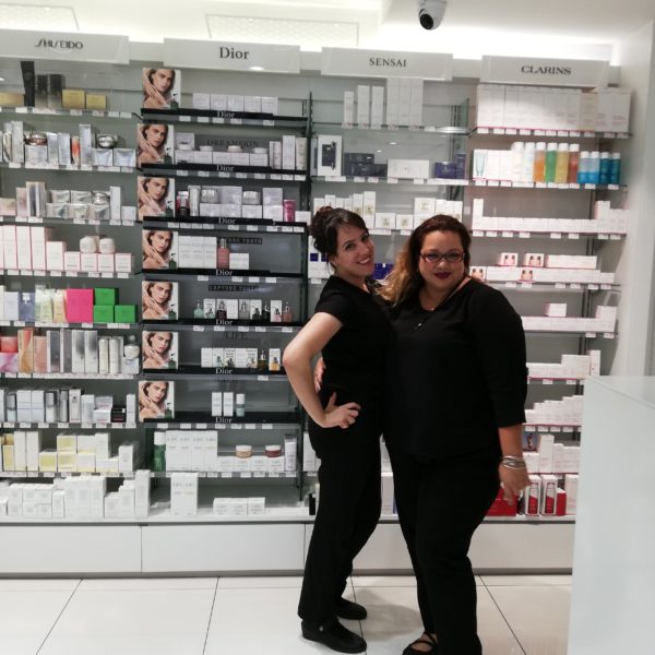 Poveste din vacanță: Parfum și prietenie.jpg Sursa: arhiva personală Poveste din vacanță: Parfum și prietenie