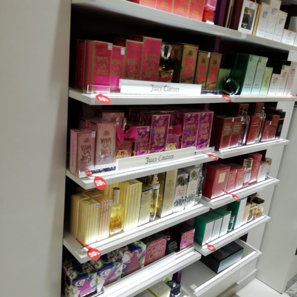 Poveste din vacanță: Parfum și prietenie.jpg Sursa: arhiva personală Poveste din vacanță: Parfum și prietenie