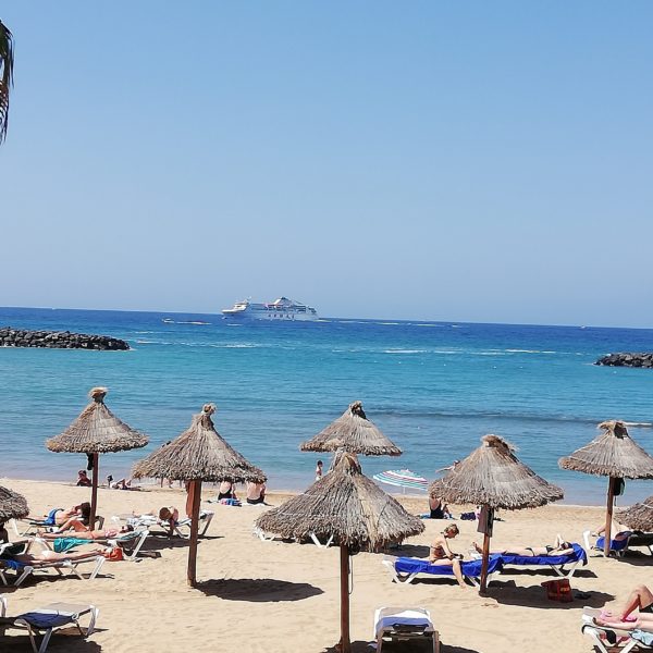 IMG 20190622 234024 Destinație de vacanță pentru toți: Arona