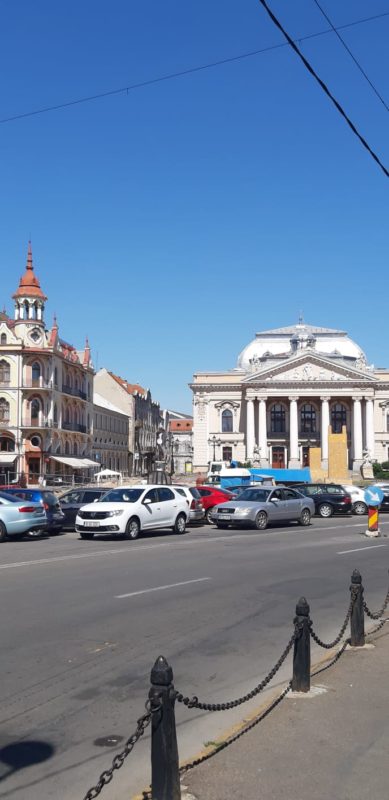 Huta Slavia, Oradea - Biserica cu Lună #ladrumprinromâniamea Sursa: arhiva personală Huta Slavia, Oradea - Biserica cu Lună #ladrumprinromâniamea