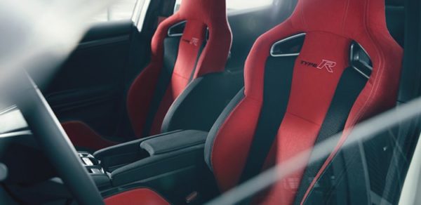 Honda interior 1 1 Pilot de curse cu Honda CivicTypeR - poveste ireală!