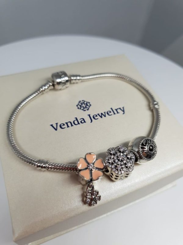 Povestea pandantivului cu perlă naturală Sursa: Venda Jewelry IMG 20190728 WA0013 Povestea pandantivului cu perlă naturală