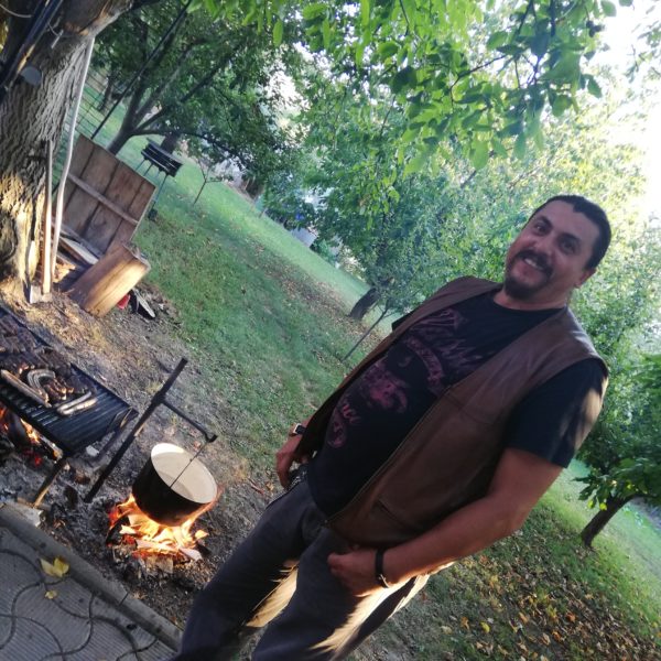 Trei în unu: trei povești, trei oameni, un singur loc Sursa: arhiva personală IMG 20190821 193628 Trei în unu: trei povești, trei oameni, un singur loc