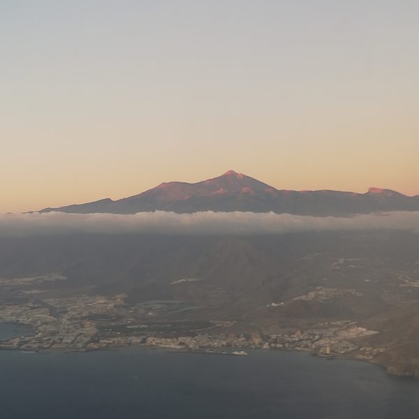 Salutări din vacanță! Insula eternei primăveri Sursa: arhiva personală IMG 20191108 182012 Salutări din vacanță! Insula eternei primăveri