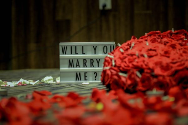 photo 1517910306750 d49c0fa41fb1 Valentine's day tips for single people/Ziua îndrăgostiților - trucuri pentru persoane singure