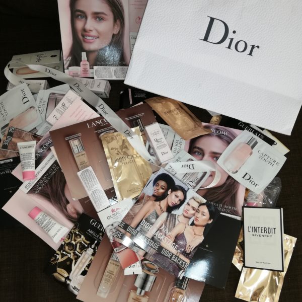 Frumusețe strălucitoare, modernă, sublimă cu Dior 