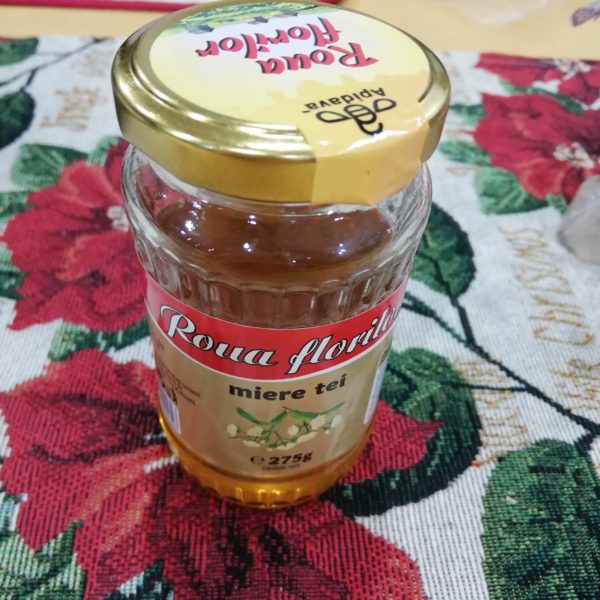 Povestea cadoului util, dulce, sănătos, Apidava Sursa: arhiva personală Povestea cadoului util, dulce, sănătos, Apidava