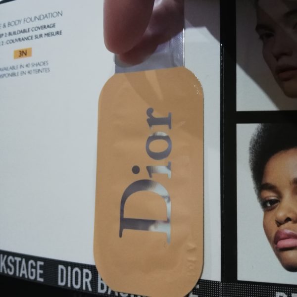 Frumusețe strălucitoare, modernă, sublimă cu Dior