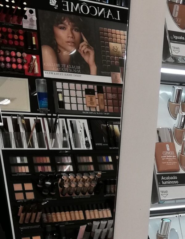 Lancôme redefinește frumusețea: vie, generoasă, multidimensională Sursa: arhiva personală IMG 20200109 225955 e1578611539909 Lancome redefinește frumusețea: vie, generoasă, multidimensională