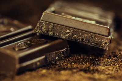 chocolate dark coffee confiserie 65882 Confluența artelor care încântă simțurile: filmul și gastronomia