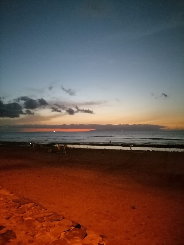 IMG 20201027 190001 De la luna iubirii la călătorii și sporturi nautice