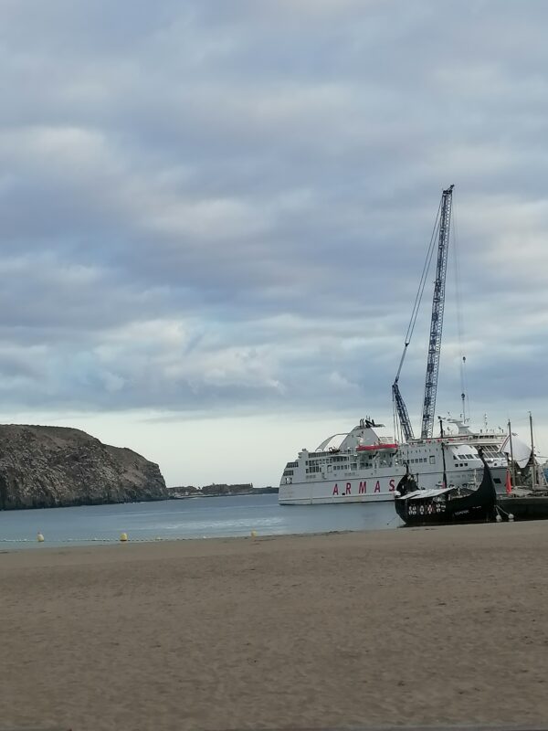 IMG 20201029 174752 De la luna iubirii la călătorii și sporturi nautice