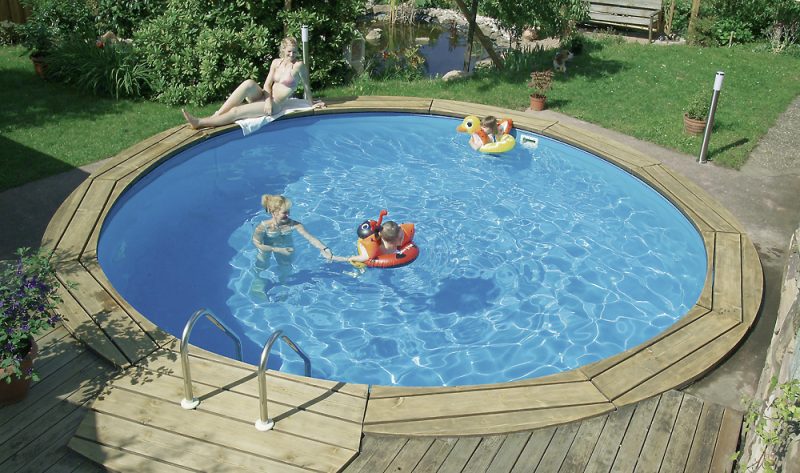 piscina metalica rotunda 4 Piscina proprie - vacanța continuă de acasă