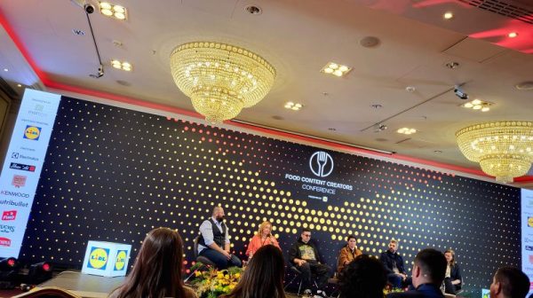 Food Content Creators Conference Sursa: arhiva personală 20231206 155205 Food Content Creators Conference - decembrie 2023