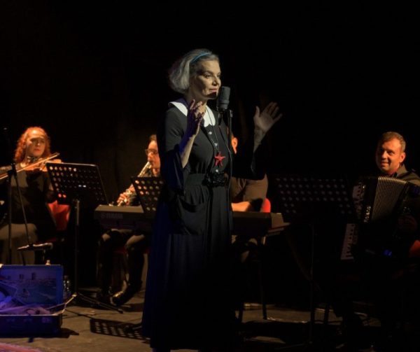 Maia Morgenstern într-o nouă comedie inedită Sursa: Maia Morgenstern facebook comedie