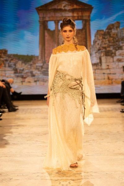 Sarmizegetusa by Liza Panait Sursa: Facebook Liza Panait 470082219 1124748845681026 2492846170497608465 n Sarmizegetusa by Liza Panait - lansare, spectacol eveniment