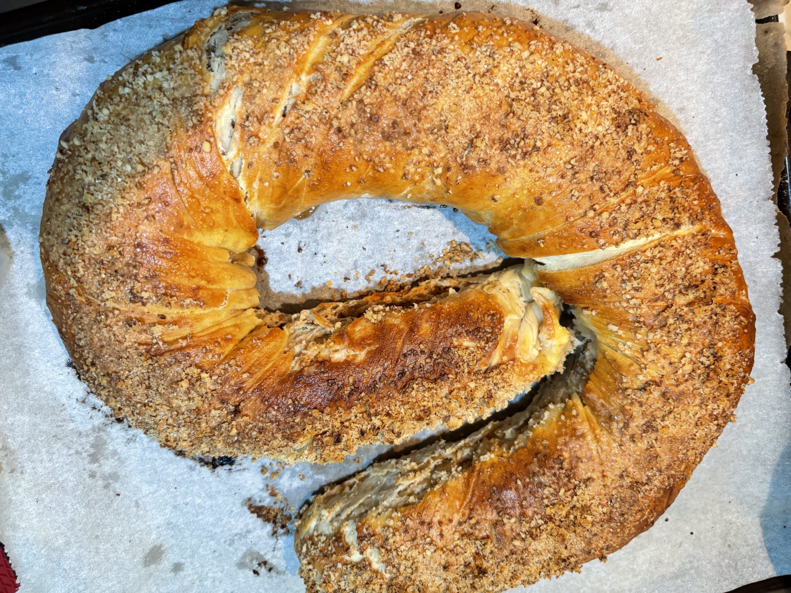 IMG 2594 scaled e1771598435165 Învârtita cu nucă - povești & rețetă