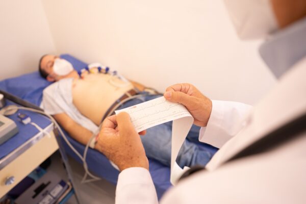Cardio(logia) și ”provocările” mele.jpg Sursa: pexels pexels cristian rojas 8460101 Cardio(logia) și ”provocările” mele